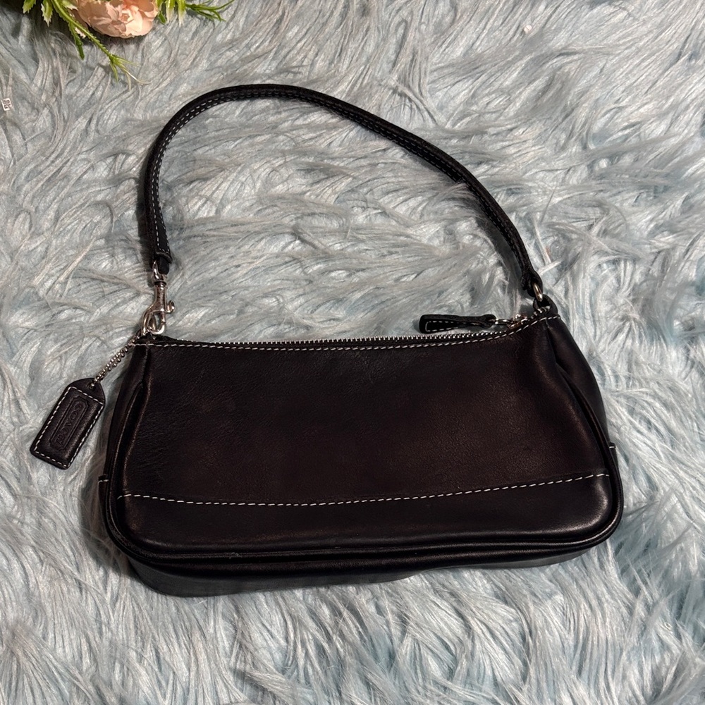 Vintage Y2K Coach Black Leather Demi Pouch Handbag